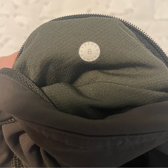 lululemon leggings! - Picture 5 of 5